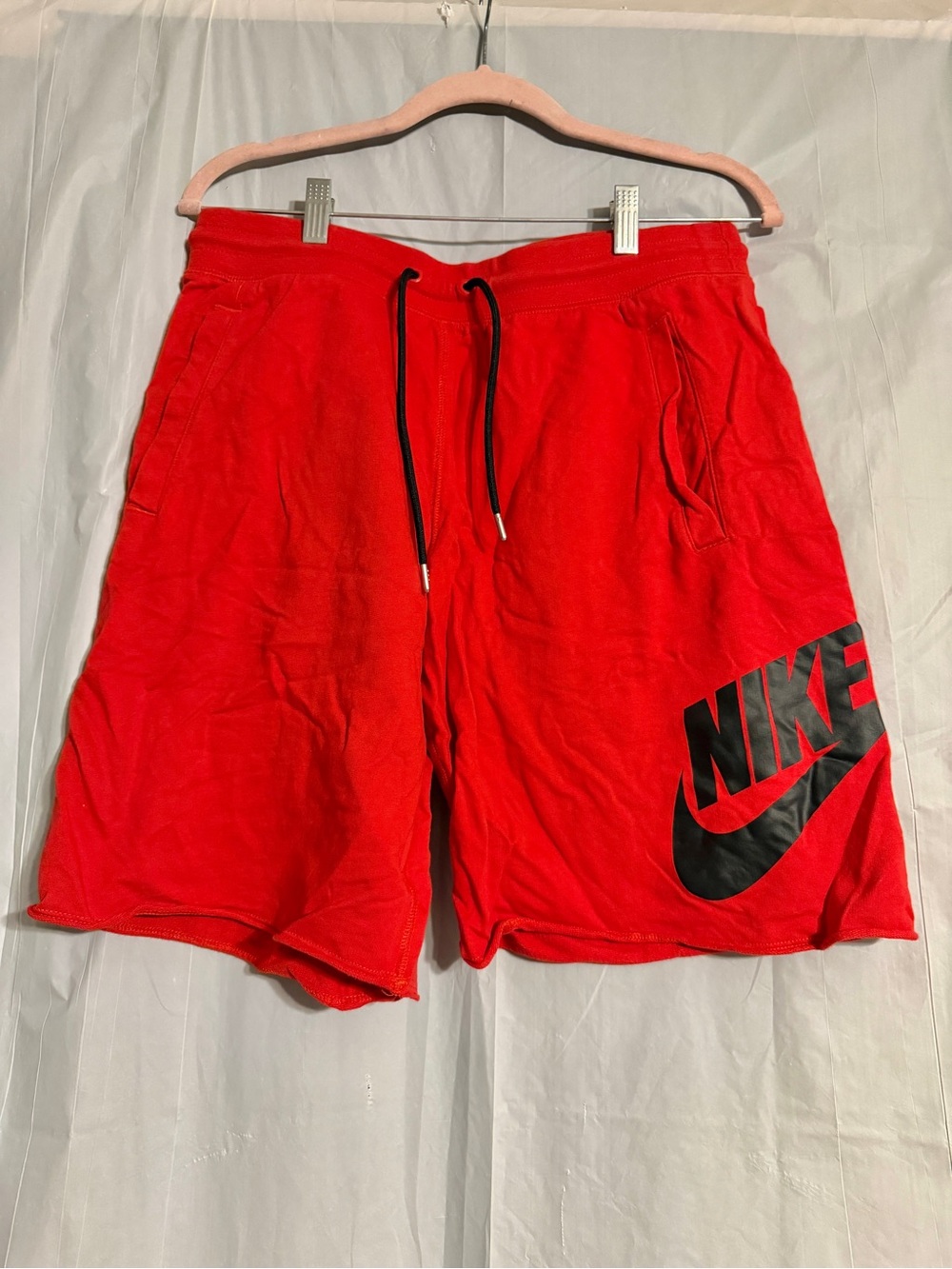Nike Men’s Large Red Fleece Shorts Big Logo Swoosh Drawstring 100% Cotton